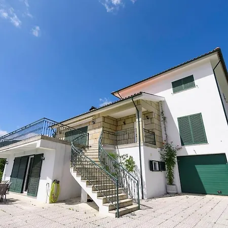 Country Stays- Flor - Comfort And Tranquility With A Stunning View * Герес