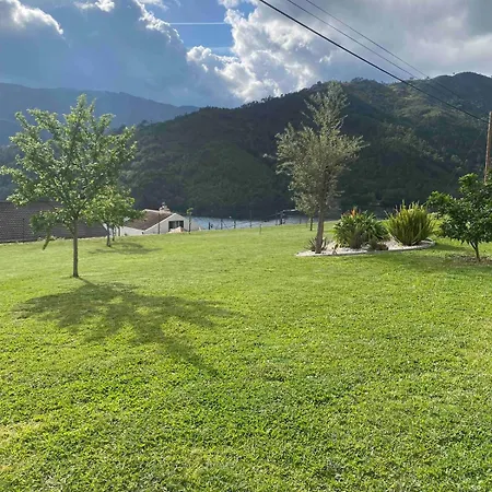 Country Stays- Flor - Comfort And Tranquility With A Stunning View