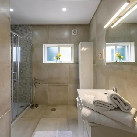 Апартаменты Country Stays- Flor - Comfort And Tranquility With A Stunning View *