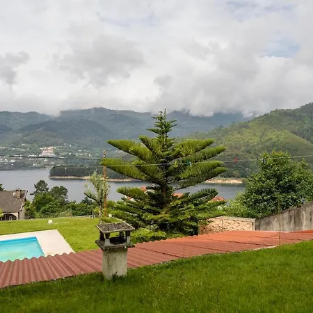 Apartment Country Stays- Flor - Comfort And Tranquility With A Stunning View Geres