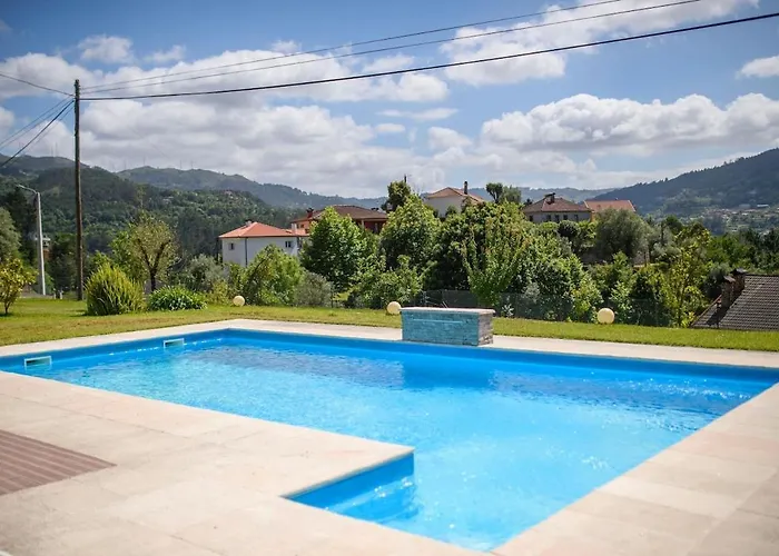 Country Stays- Flor - Comfort And Tranquility With A Stunning View