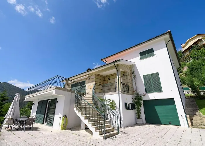 Country Stays- Flor - Comfort And Tranquility With A Stunning View * Geres