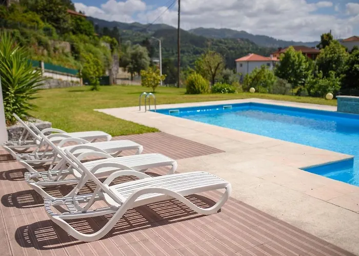 Country Stays- Flor - Comfort And Tranquility With A Stunning View * Geres